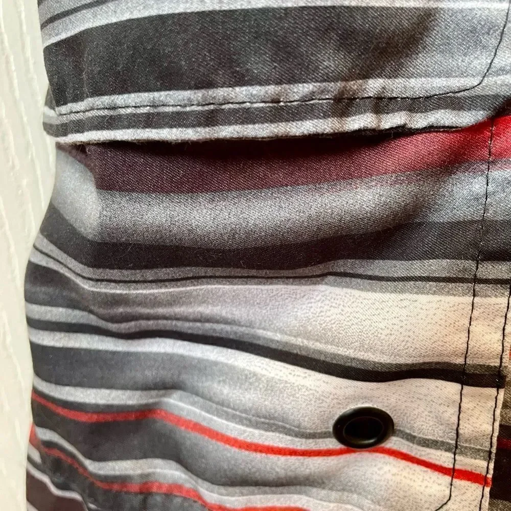 JOE BOXER 10” SWIM TRUNKS SIZE LARGE EUC